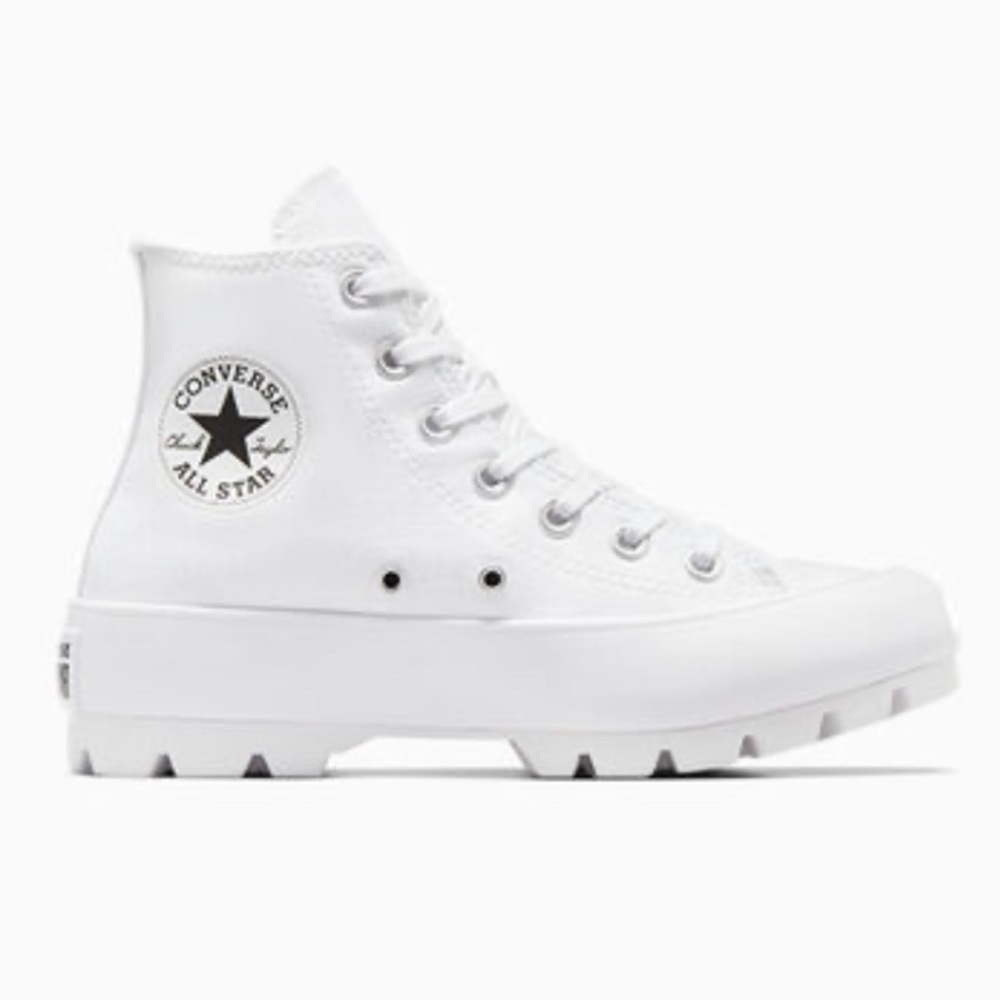Women’s White High Top Lugged Converse Size 6.5